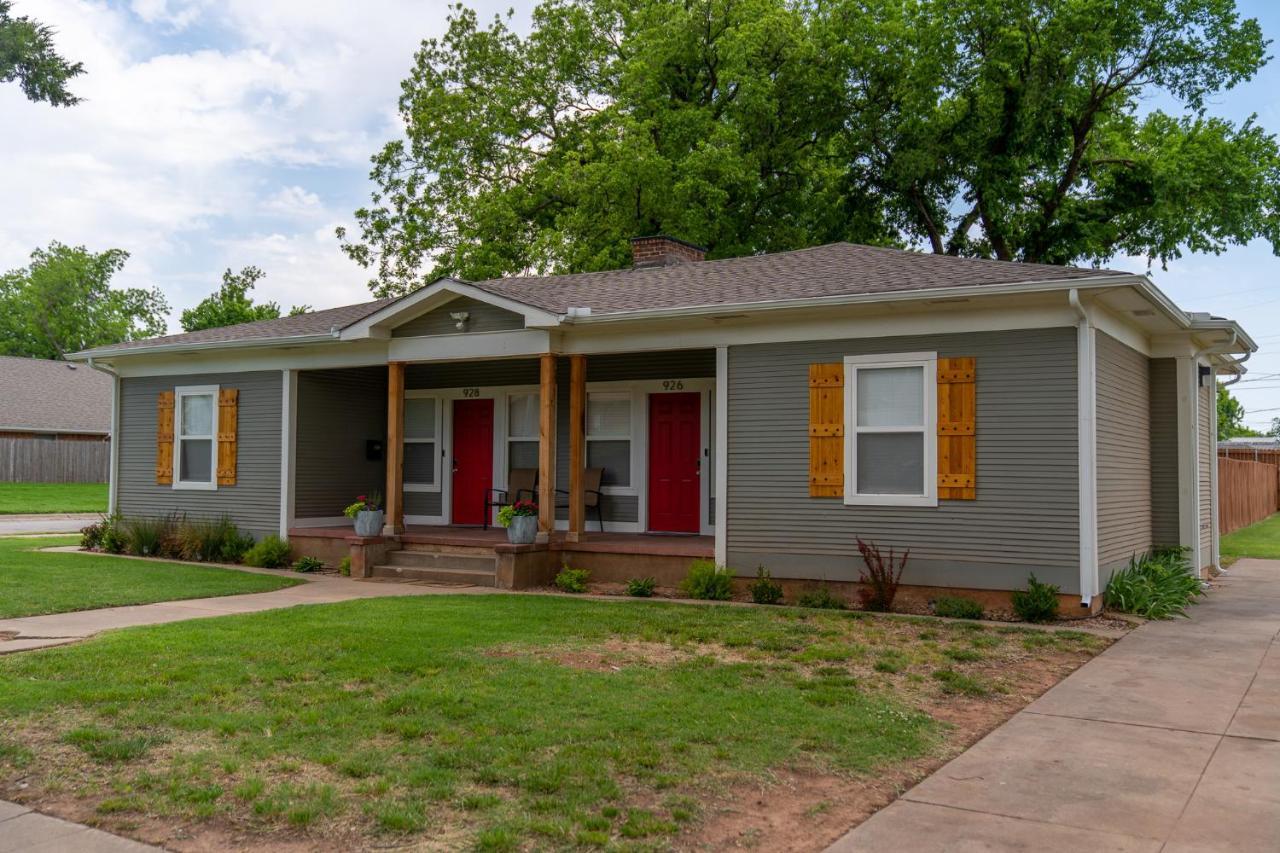 Rock & Roll House, Fiber Internet, Roku Tv, Washer & Dryer, By Dt Chickasha & Leg Lamp! Zewnętrze zdjęcie